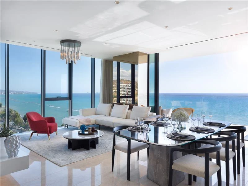 Высотная резиденция на берегу моря с бассейнами и бизнес-центром, Муттайяка, Кипр