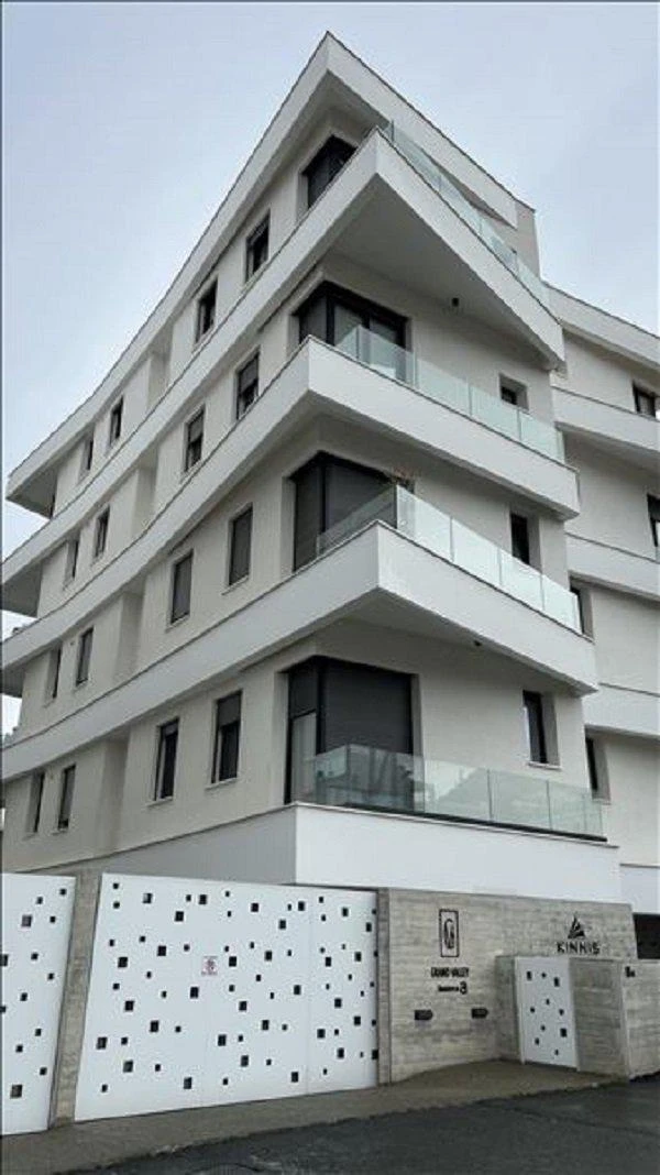 Резиденция премиум класса с бассейном, Гермасойя, Кипр