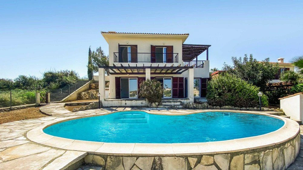 Виллы с бассейнами и живописным видом рядом с пляжем, Писсури, Кипр