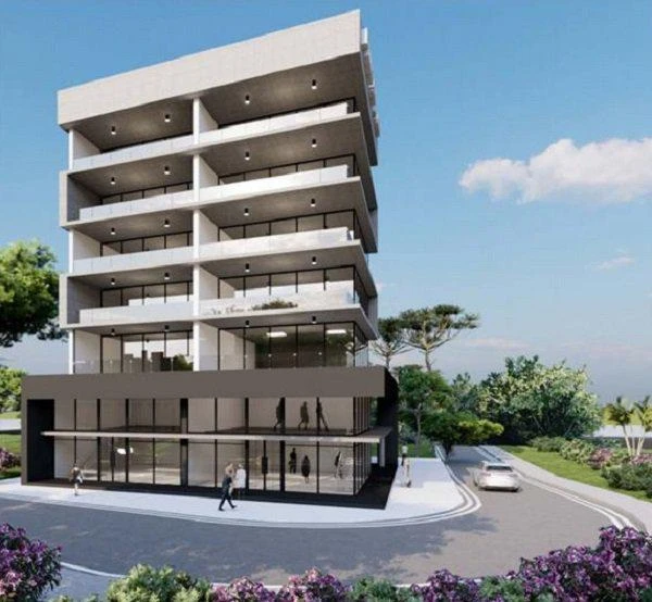 Новая резиденция с магазинами и офисами в 500 метрах от пляжа, в центре Ларнаки, Кипр