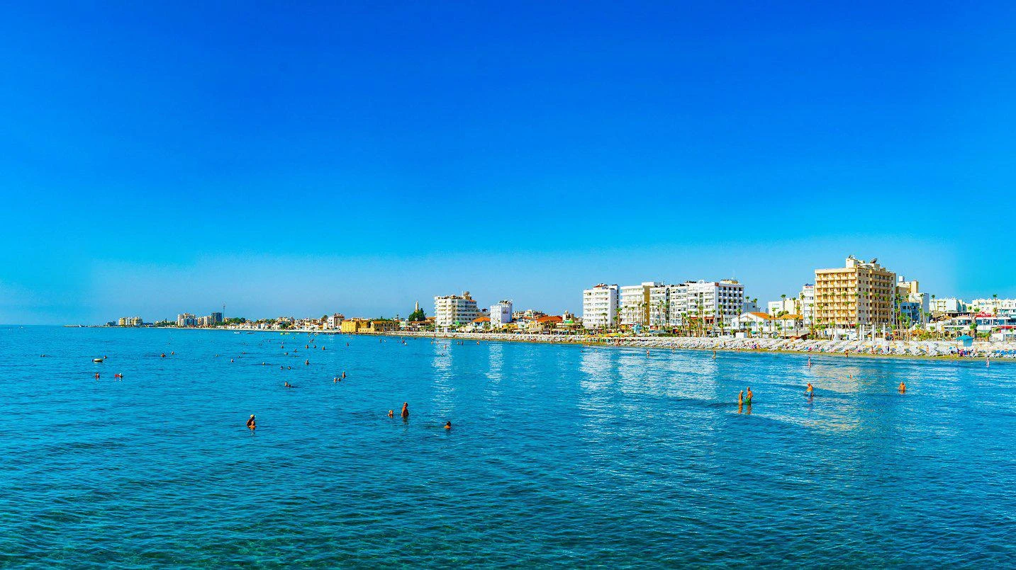 Резиденция на первой линии у моря, Ларнака, Кипр