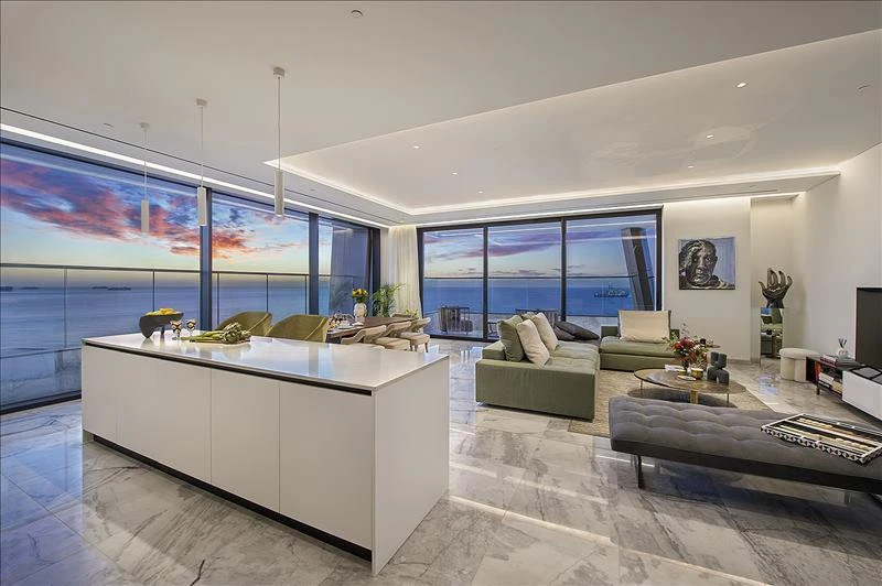 Высотная резиденция с бассейном и панорамным видом в 100 метрах от моря, Гермасойя, Кипр