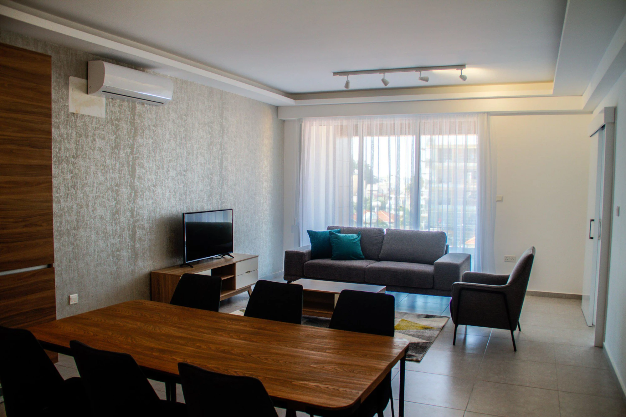 Новая малоэтажная резиденция рядом с причалом для яхт, Лимассол, Кипр