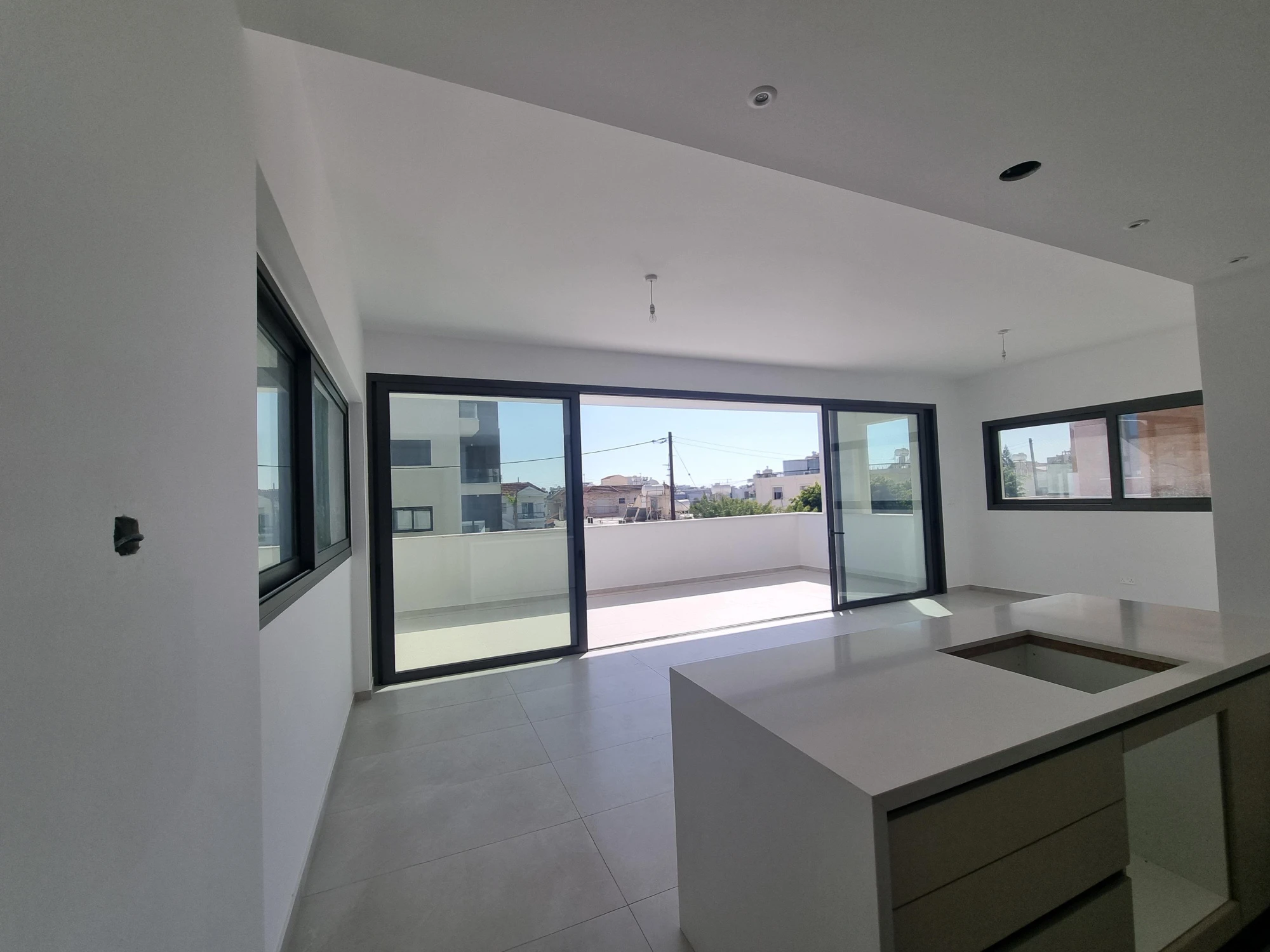 Современная резиденция в 700 метрах от пляжа, в центре Лимассола, Кипр